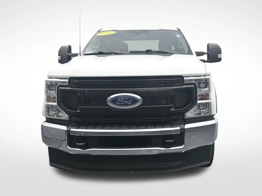 Used 2022 White Ford XL image 2