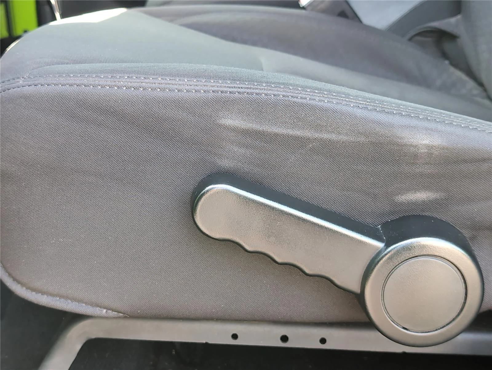 Used 2013 Gecko Pearl Jeep Sport image 18