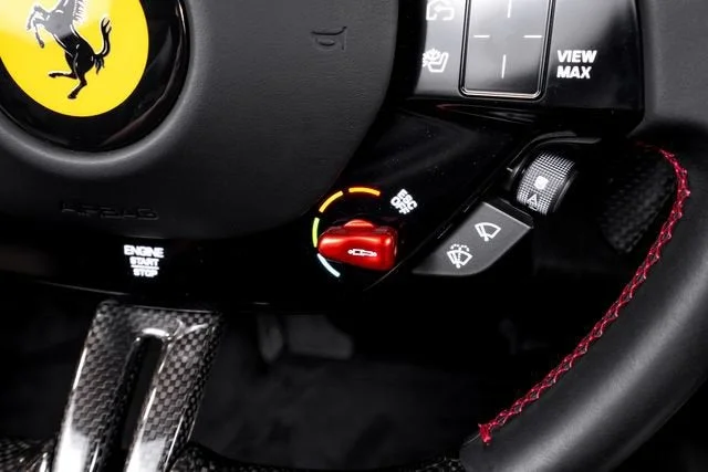 Used 2023 Rosso California Ferrari  image 37