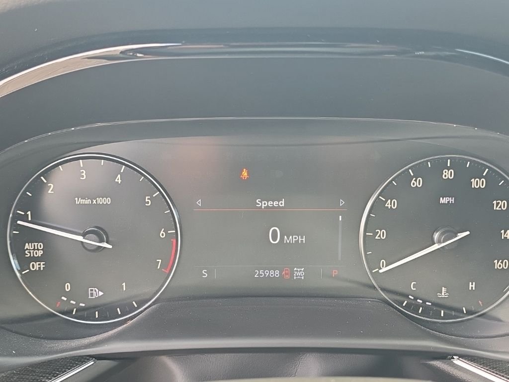 Used 2021  Buick Preferred image 19