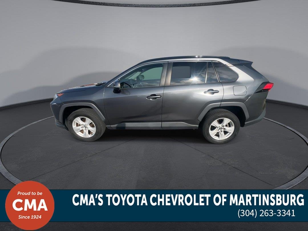 Used 2021 Magnetic Gray Metallic Toyota XLE image 5