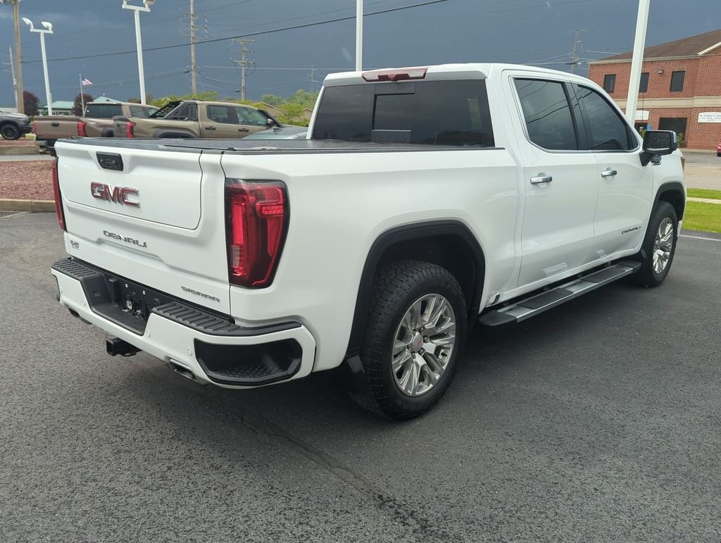 Used 2023 White GMC Denali image 8
