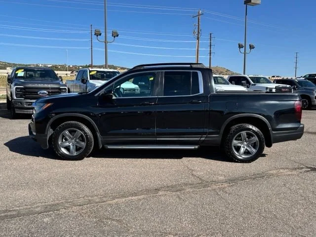 Used 2022 Black Honda RTL image 2