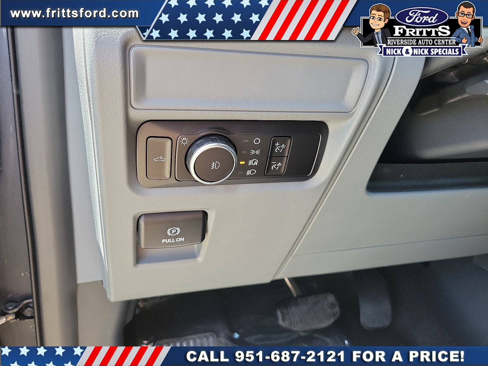 New 2026 Carbonized Gray Metallic Ford XLT image 13