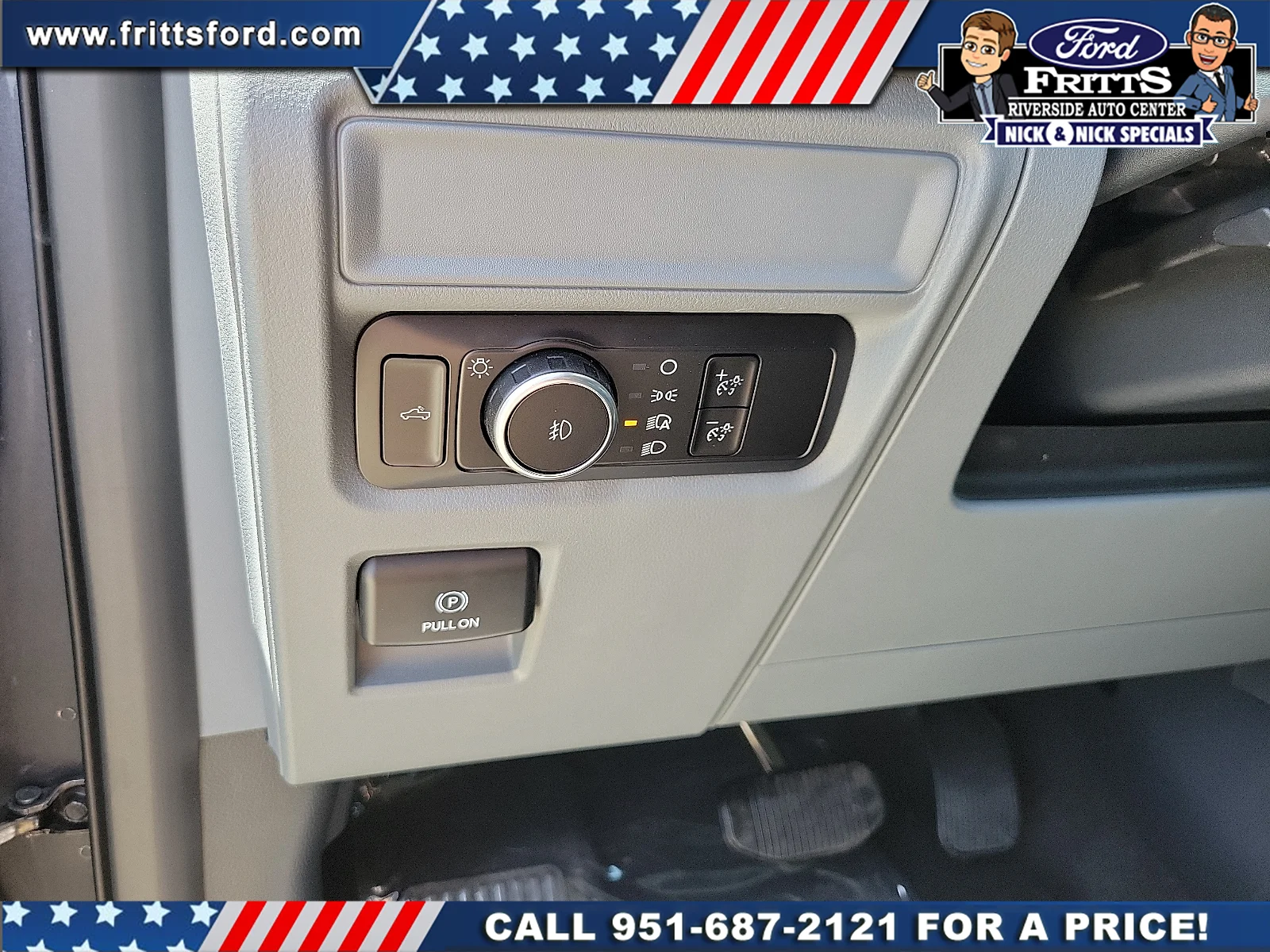 New 2026 Carbonized Gray Metallic Ford XLT image 13