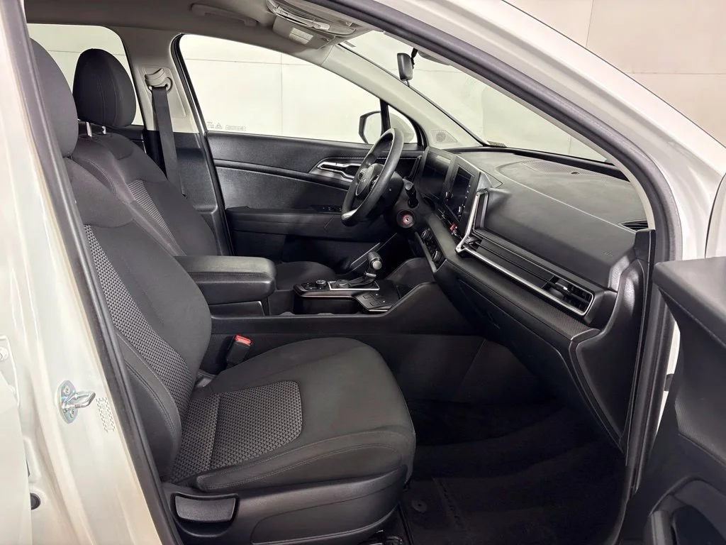 Used 2024 White Kia LX image 15