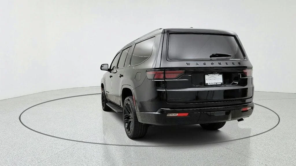 Used 2023 Diamond Black Crystal Pearlcoat Jeep Series II Carbide 4x4 image 6