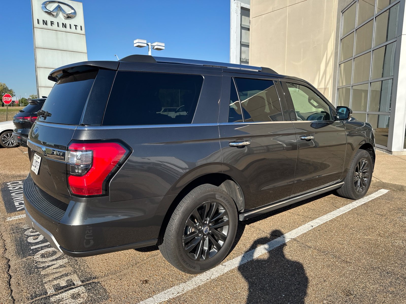 Used 2021 Gray Ford Limited image 6