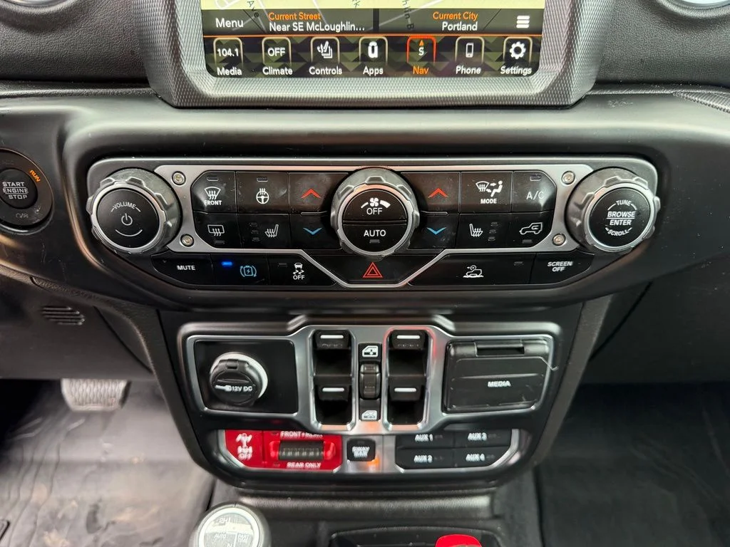 Used 2023 White Jeep Rubicon 4xe image 22