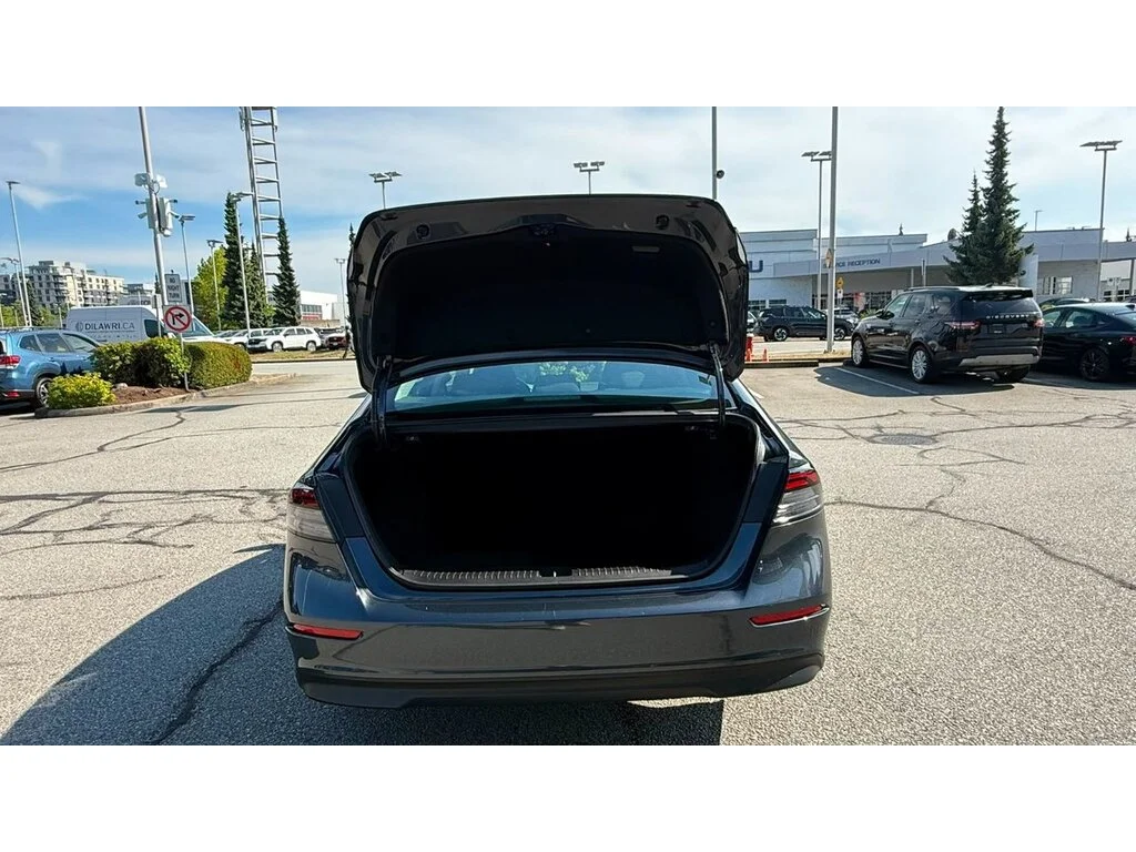 Certified Used 2023 Meteoroid Grey Metallic Honda EX CVT Certified Pre-Owned   Local BC   Neat Condi image 12