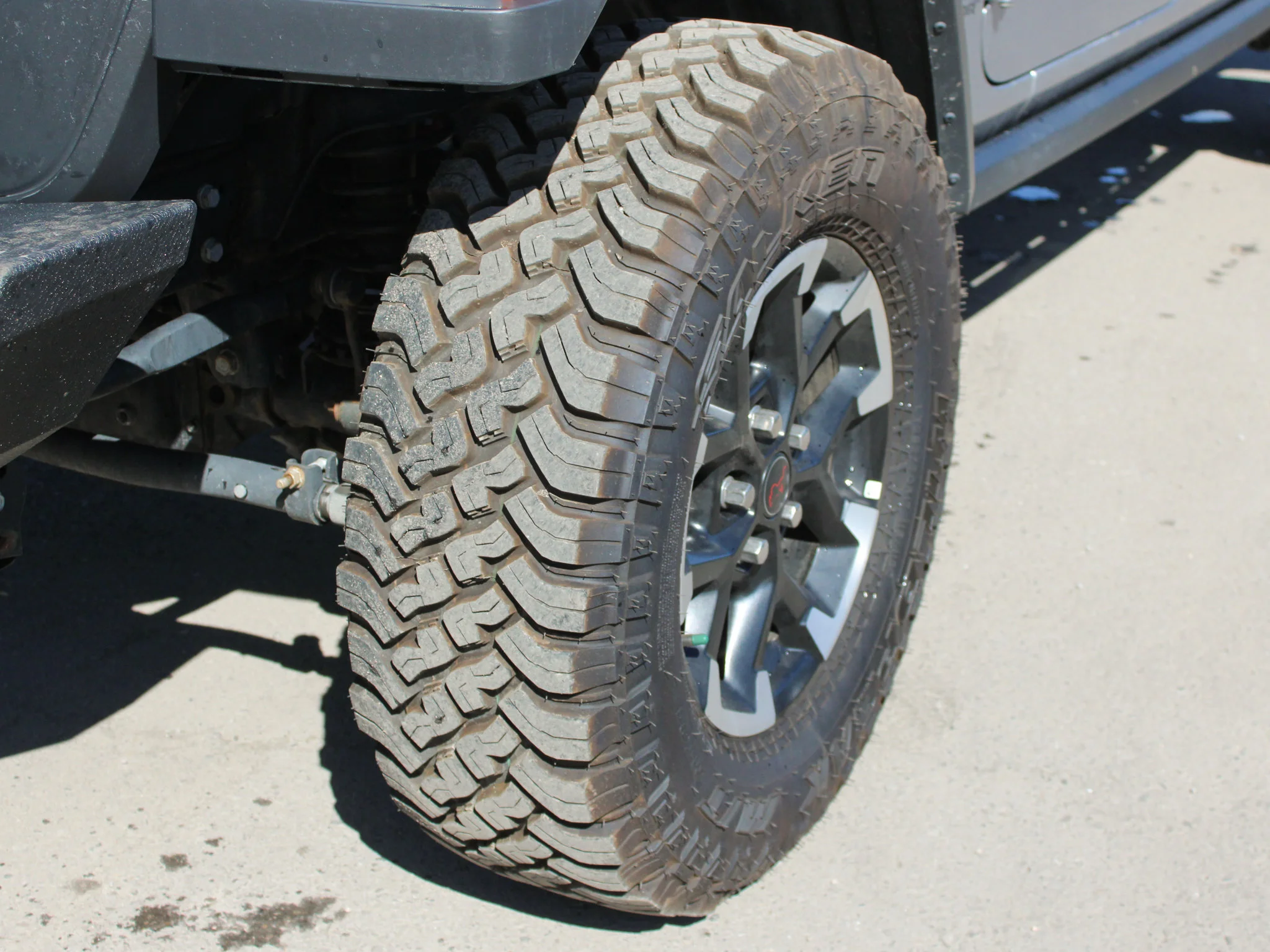 Certified Used 2020 Silver Jeep Rubicon * One Owner | V6 | Trailer Tow | Heated Seats | Alpine | Apple CarPlay | Diff Locks image 11