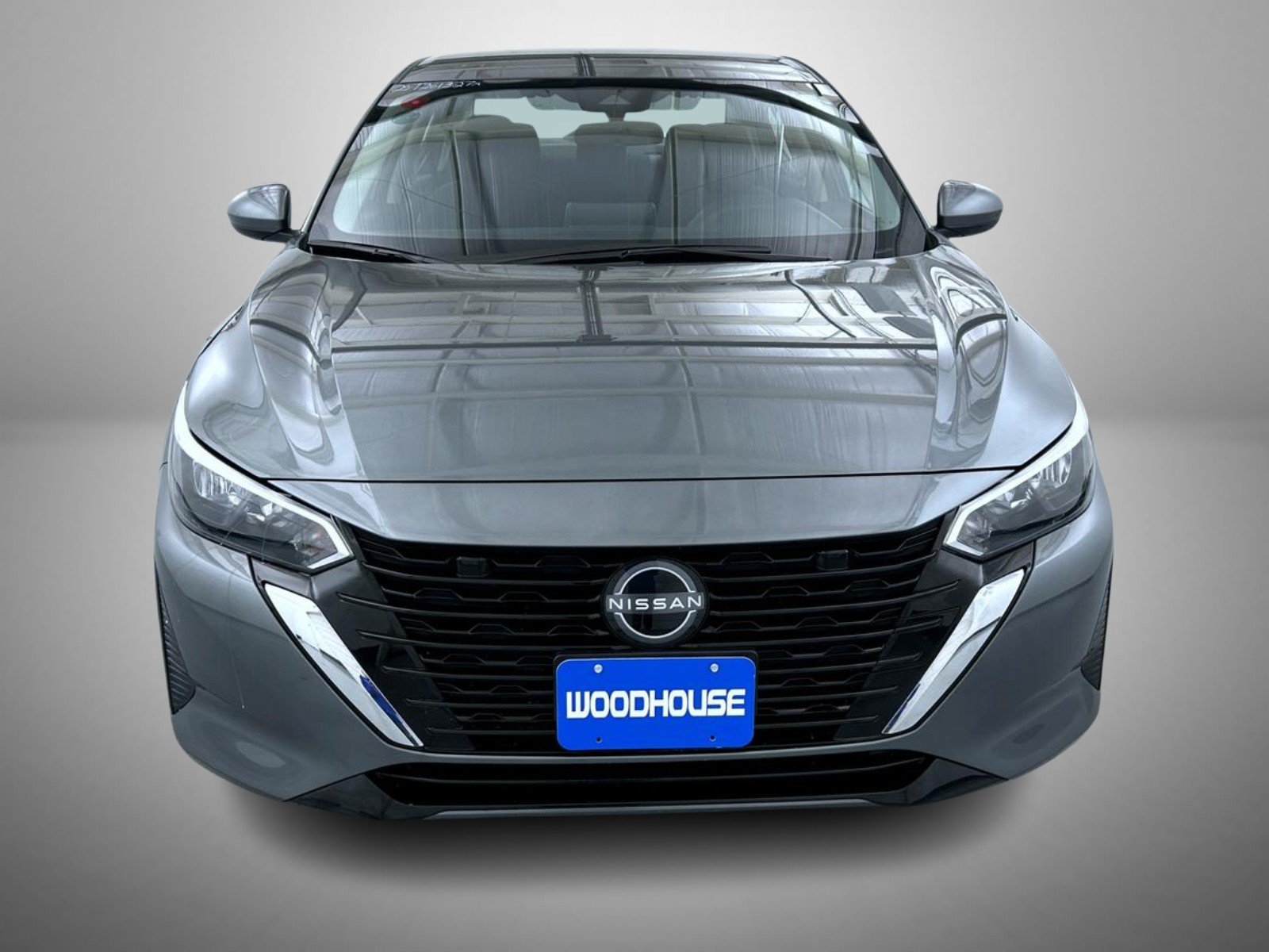 Used 2025 Gray Nissan SV image 2