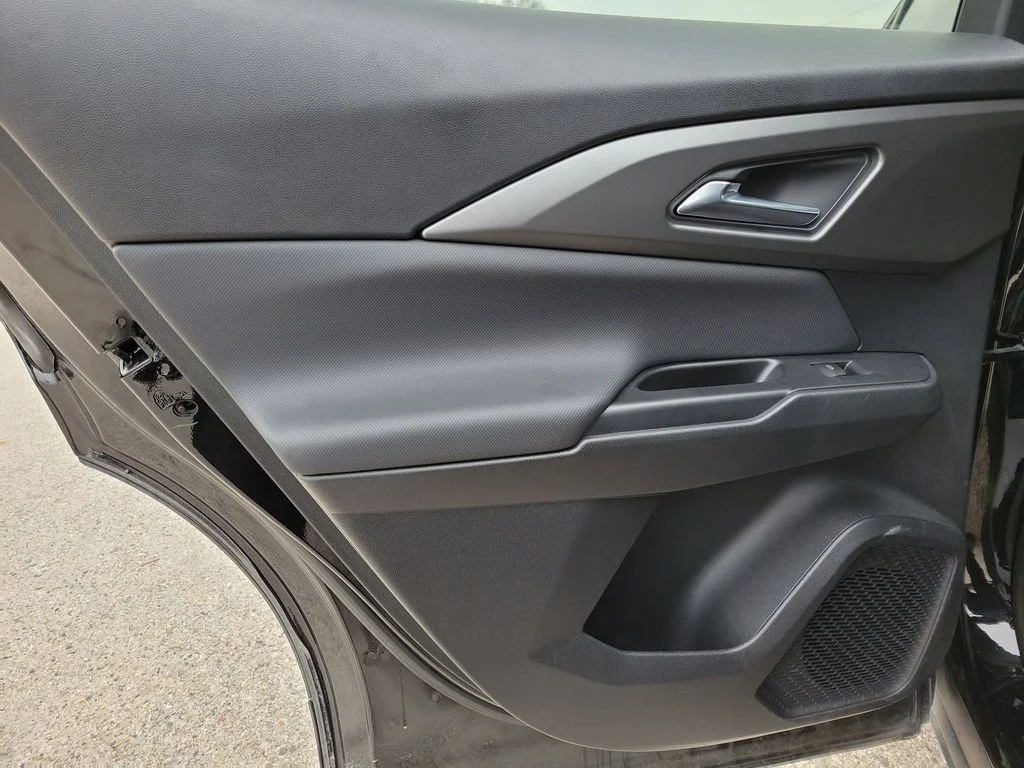 Used 2026 Black Chevrolet LT image 8