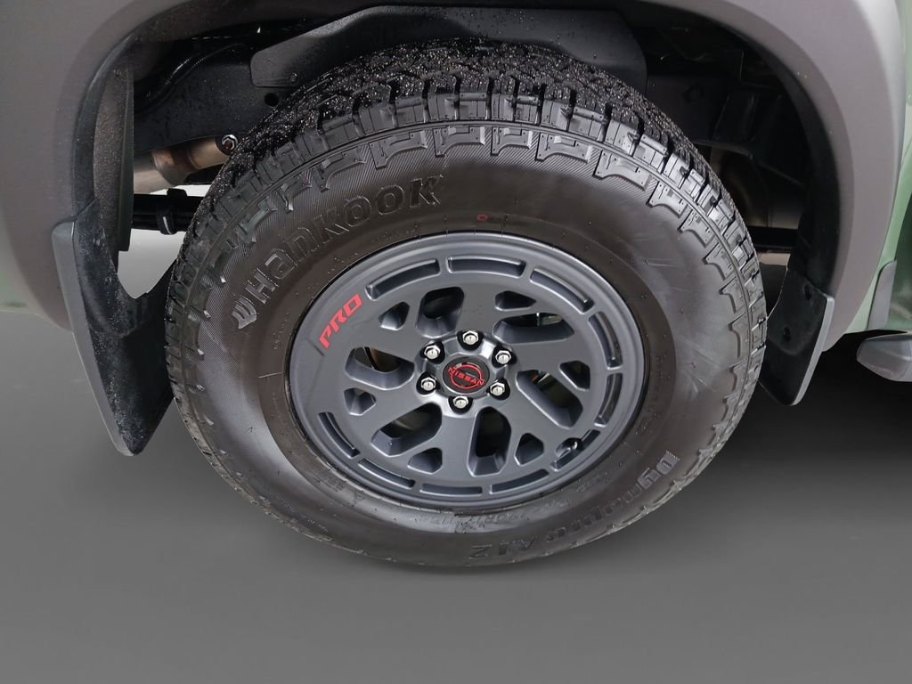 Used 2026 Green Nissan PRO-X image 10