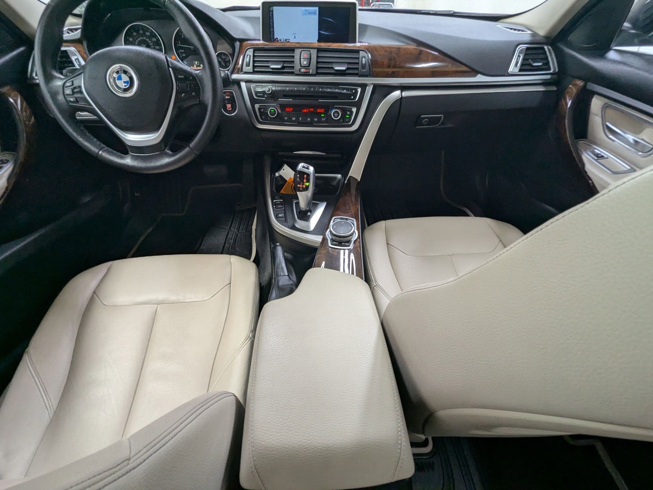 Used 2015 Mineral Grey Metallic BMW 328i xDrive image 19