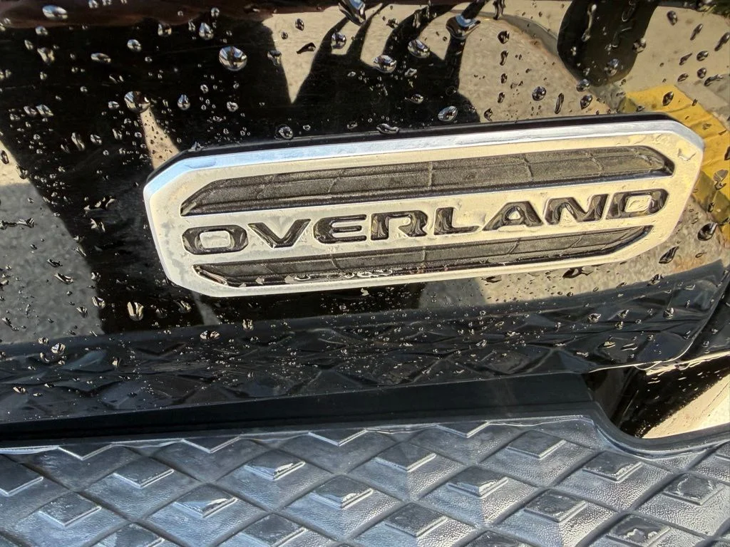Used 2023 Black Clearcoat Jeep Overland image 13