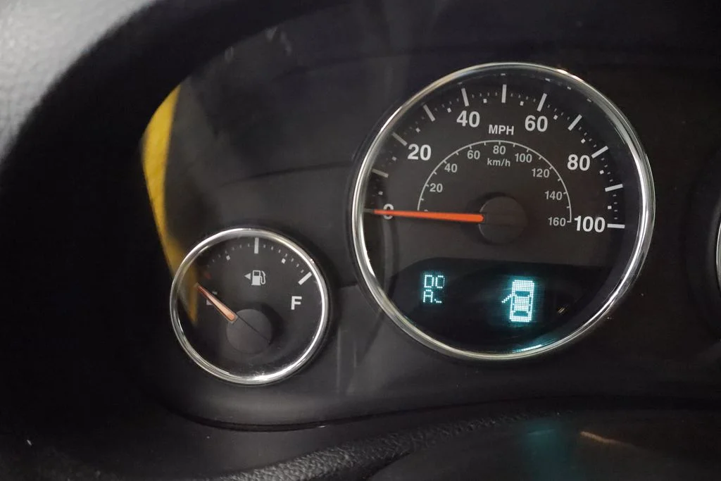 Used 2015 Yellow Jeep Rubicon image 18