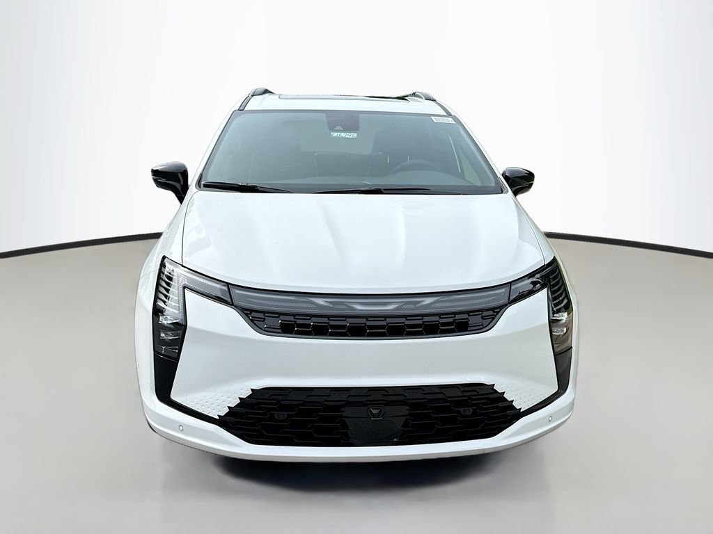 New 2027 Bright White Clear-Coat Exterior Paint Chrysler Limited image 2
