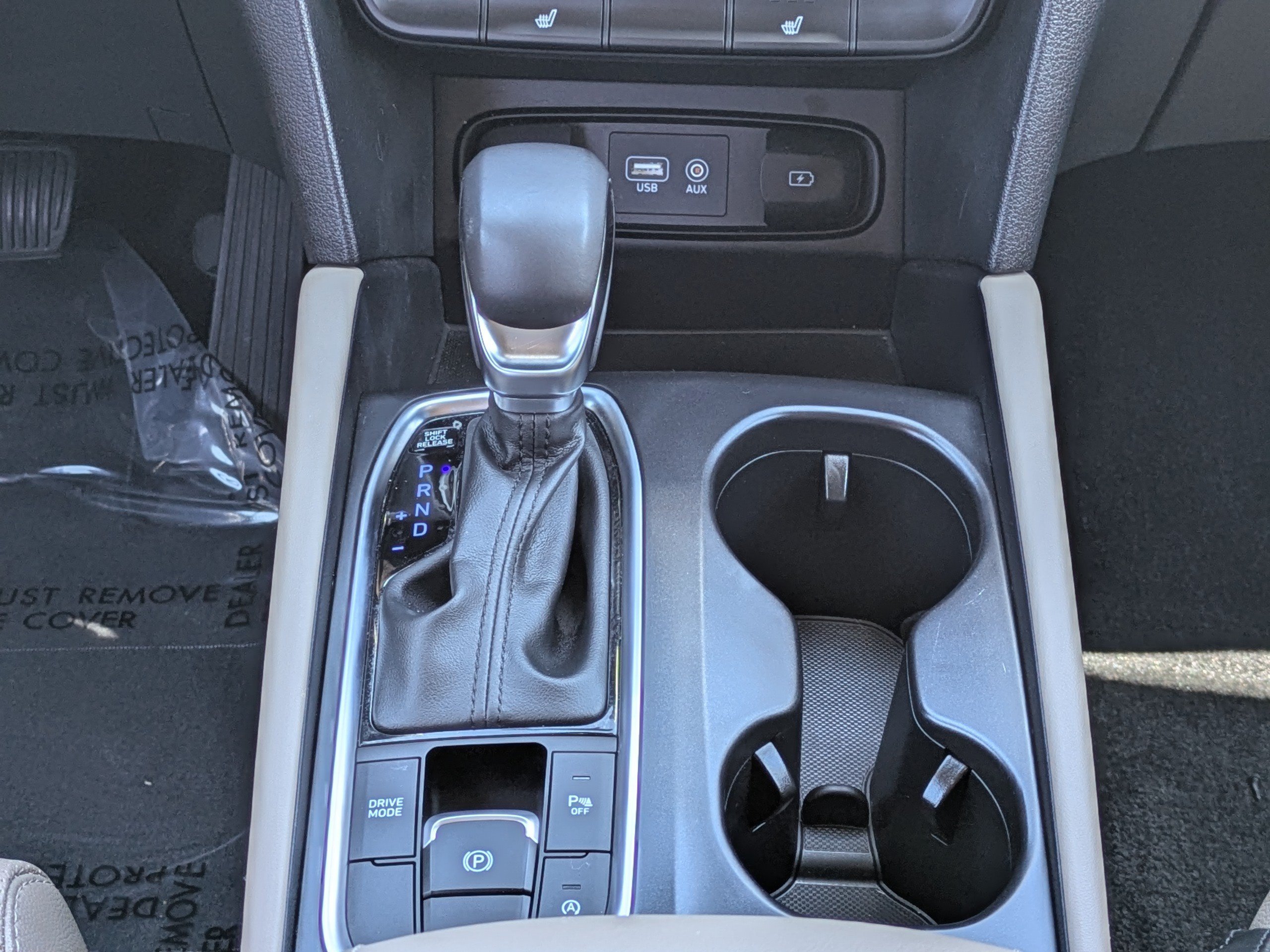 2019 Hyundai Santa Fe Limited - Photo 18