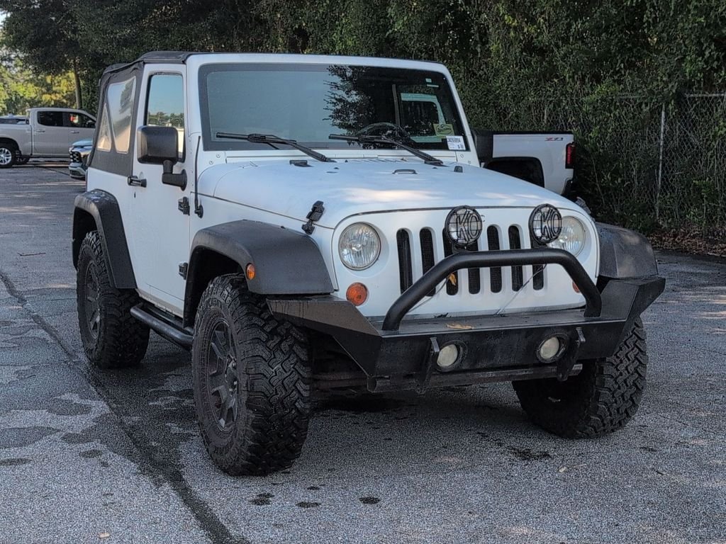 Used 2008 Green Jeep X image 7