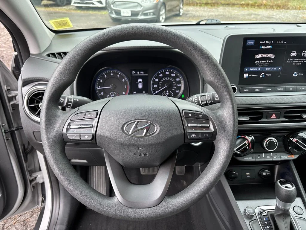 Used 2023 Silver Hyundai SEL image 32
