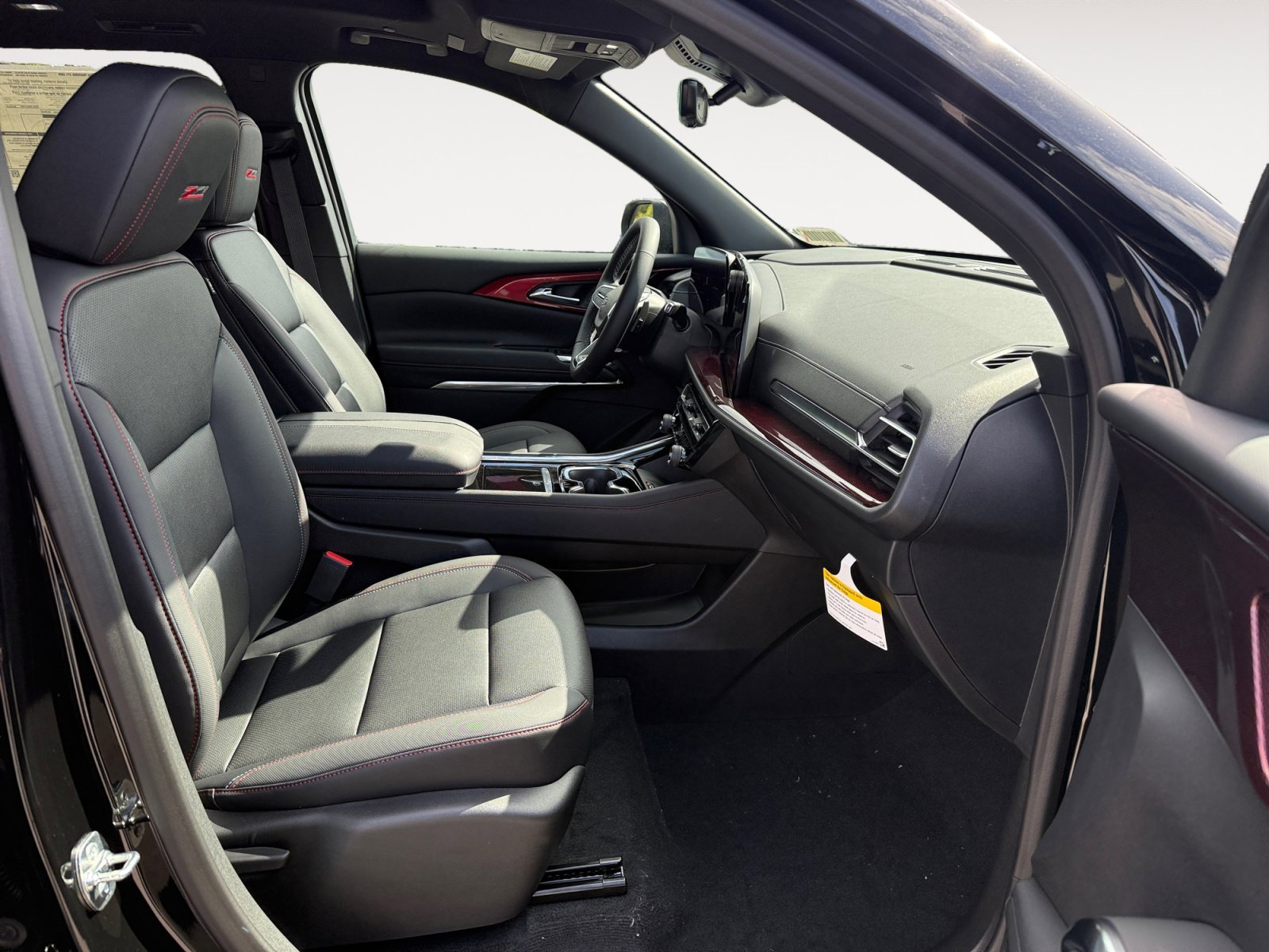 New 2026 Mosaic Black Metallic Chevrolet AWD Z71 image 19