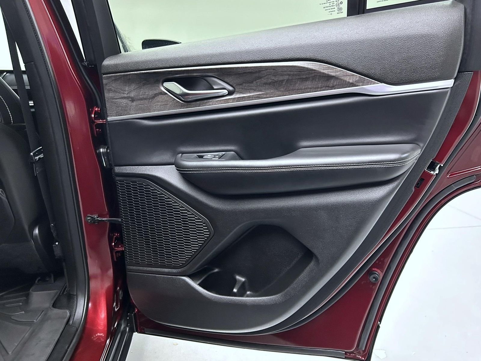Used 2025 Red Jeep Limited image 17