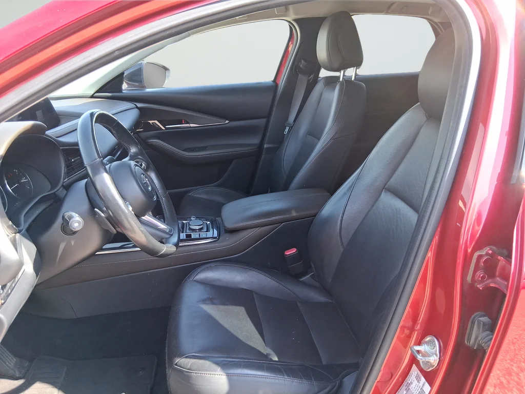 Used 2021 Red Mazda Turbo image 10