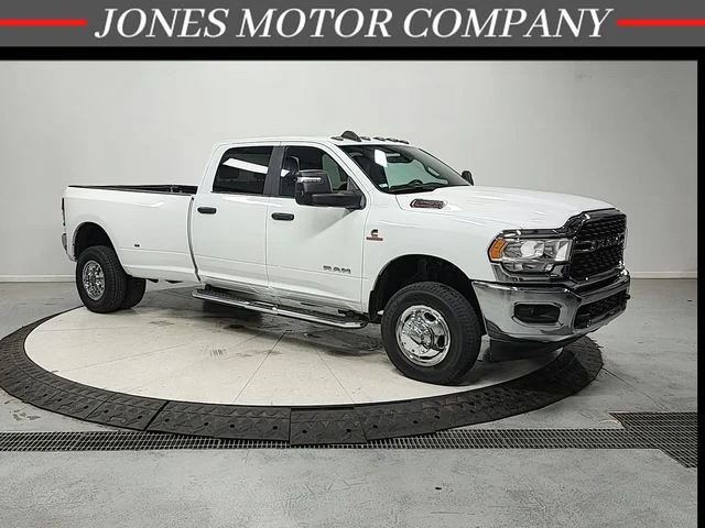 Used 2024 White Ram Big Horn image 1