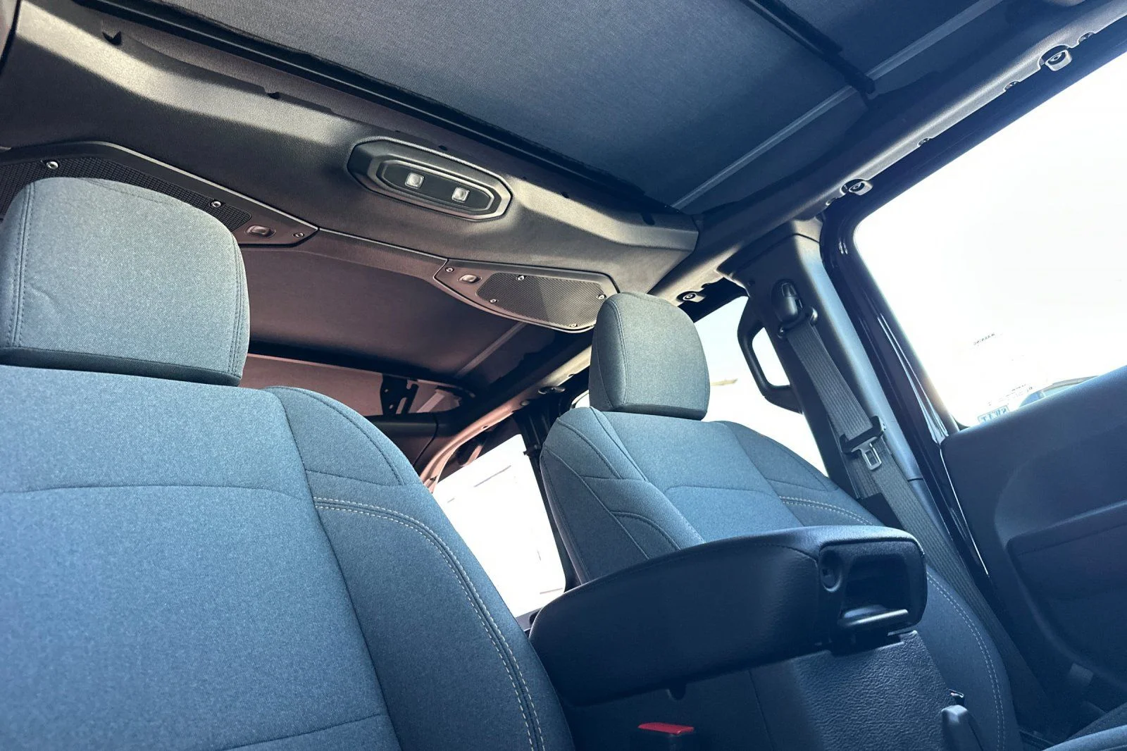 2026 Jeep Wrangler 4-Door Willys - Photo 13
