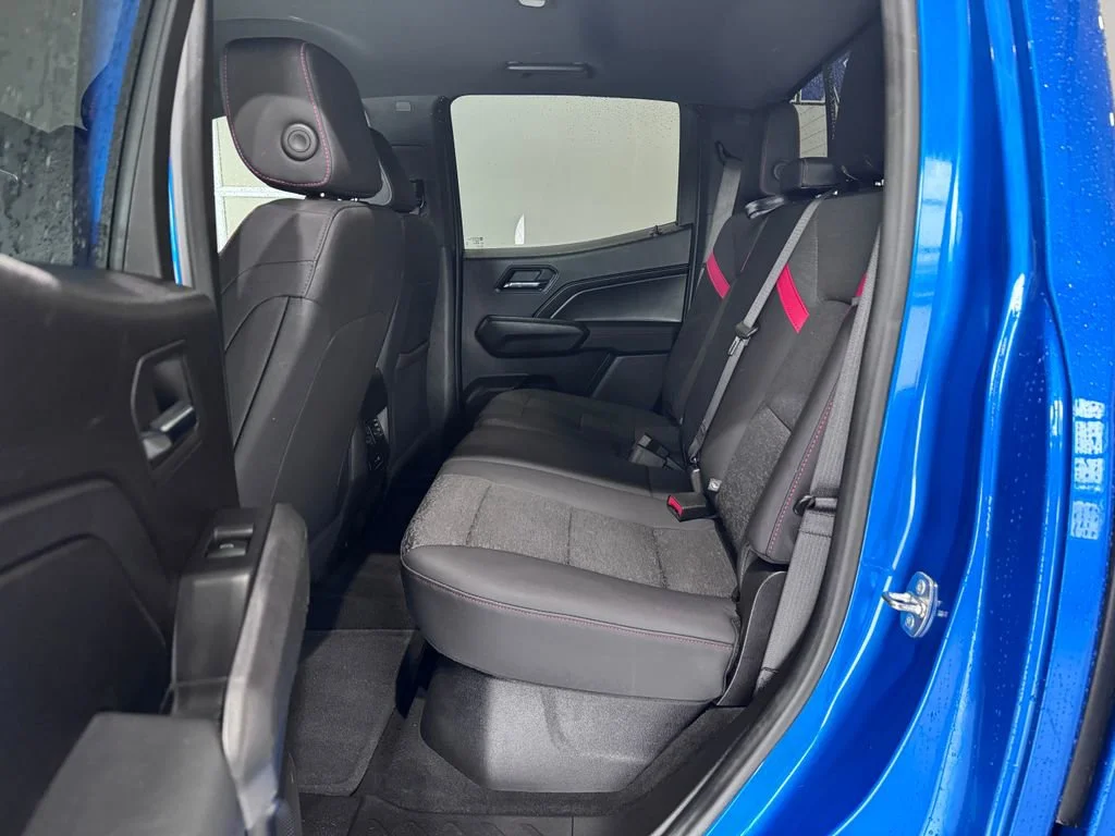 2023 Chevrolet Colorado Z71 - Photo 11