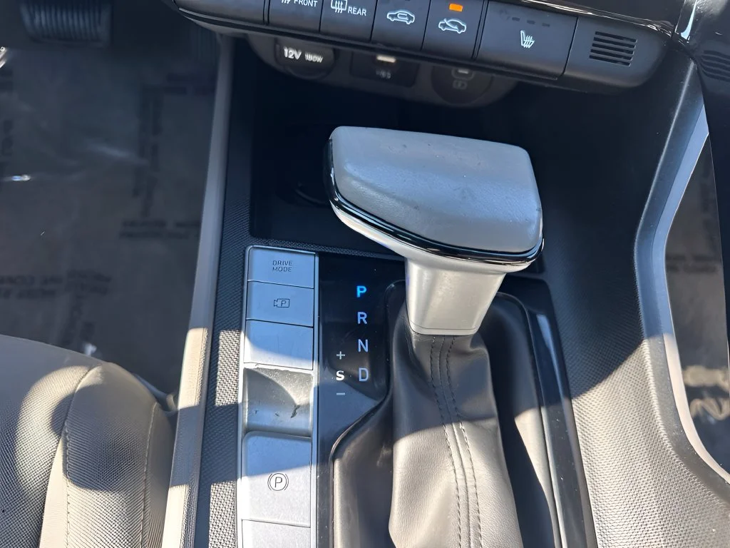 Used 2025 Blue Hyundai SEL Convenience image 12