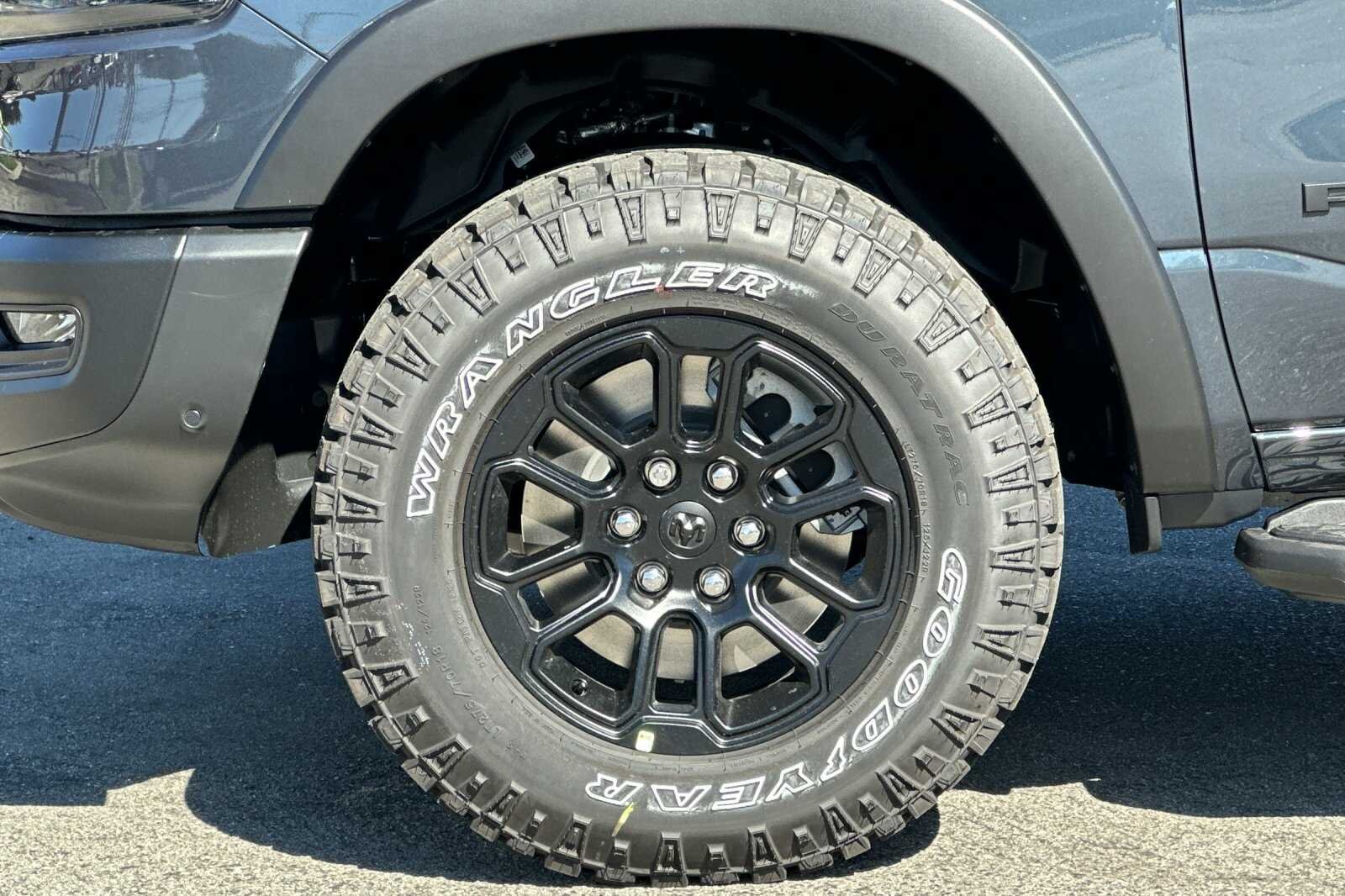 2026 RAM 1500 Rebel - Photo 25