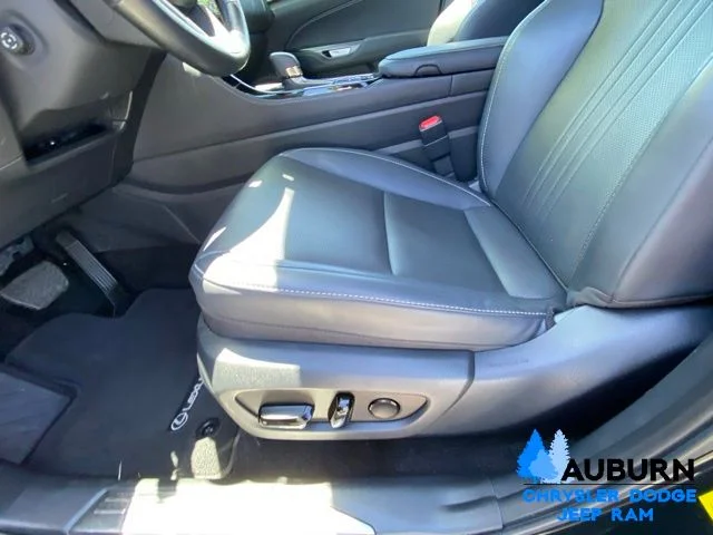 Used 2025 Black Lexus 350h Premium image 34
