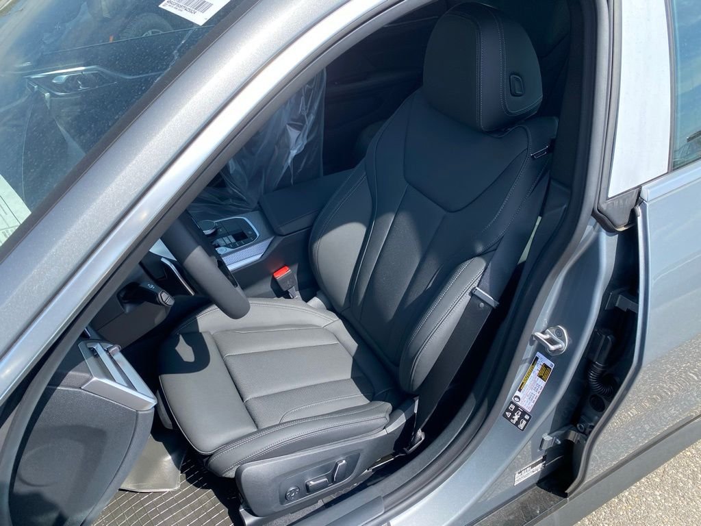 New 2026 Skyscraper Grey Metallic BMW 430i xDrive image 11