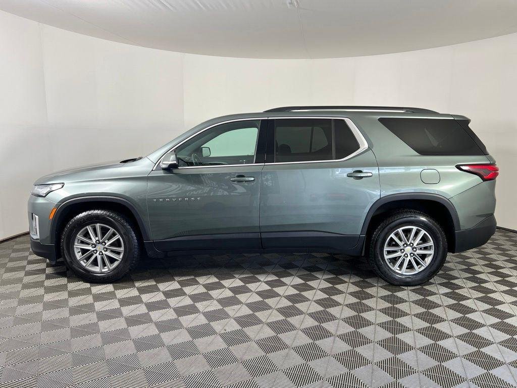 Used 2023 Silver Sage Chevrolet LT image 30