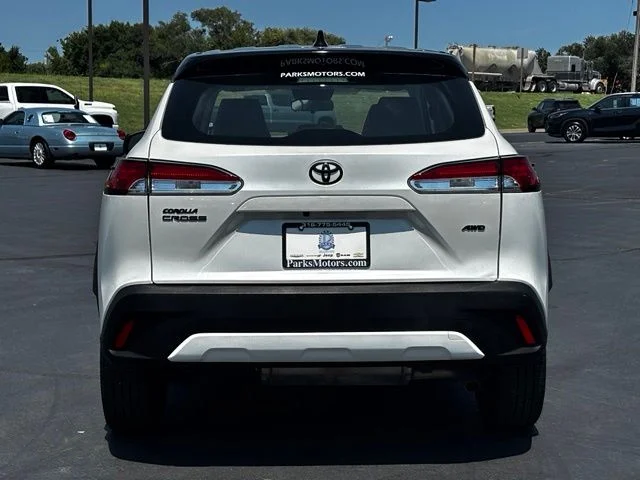 Used 2023 Beige Toyota L image 6