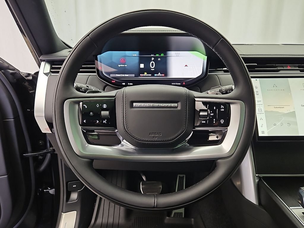 New 2026 Santorini Black LAND ROVER SE 7 Seats image 14