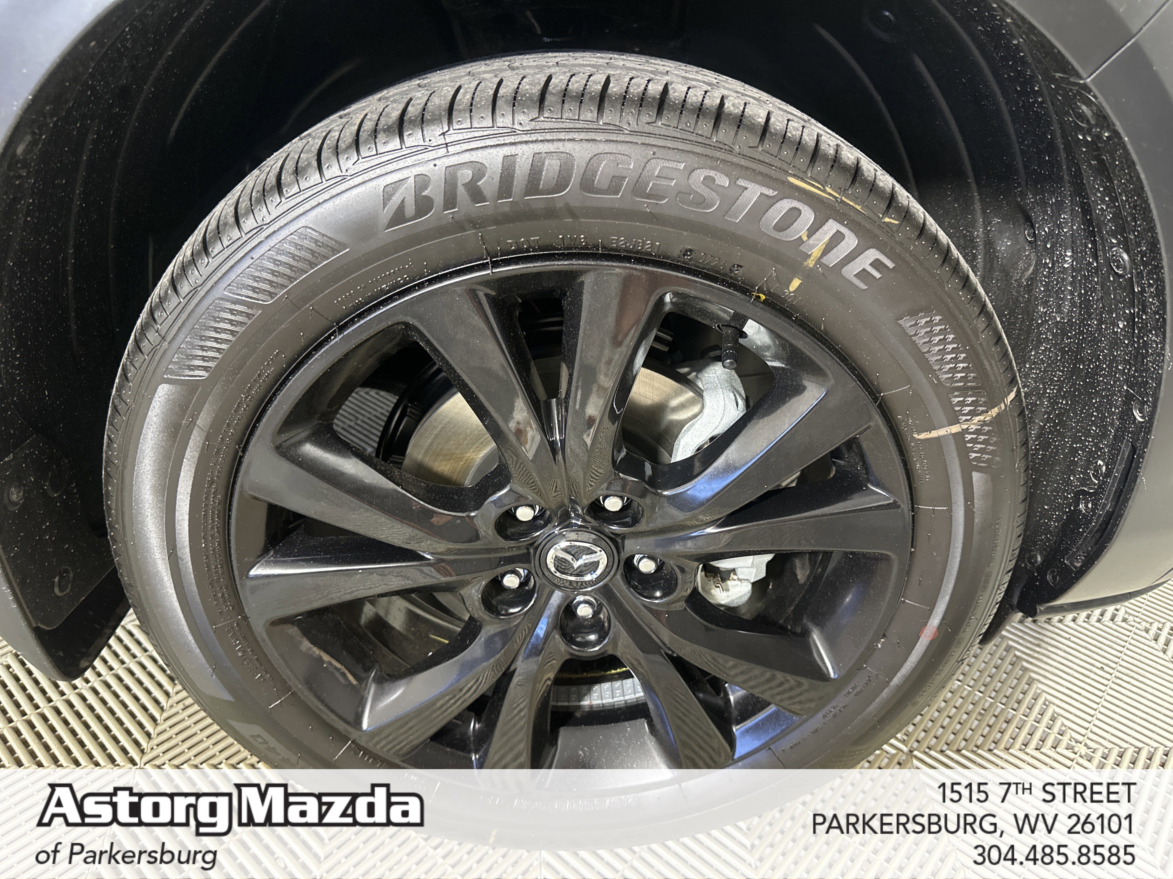 New 2026 Machine Gray Metallic Mazda 2.5 S Select Sport AWD image 25