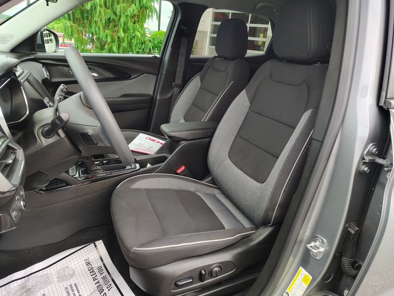 Used 2023 Gray Chevrolet LT image 12