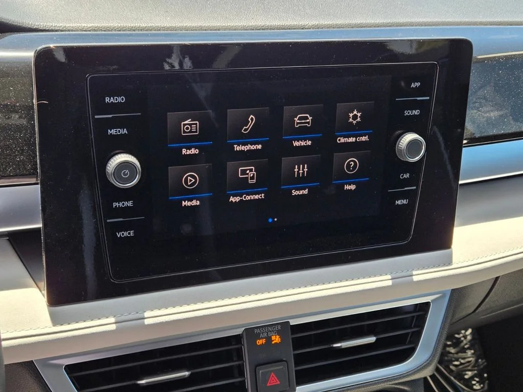 New 2026 Blue Volkswagen 1.5T SE image 13