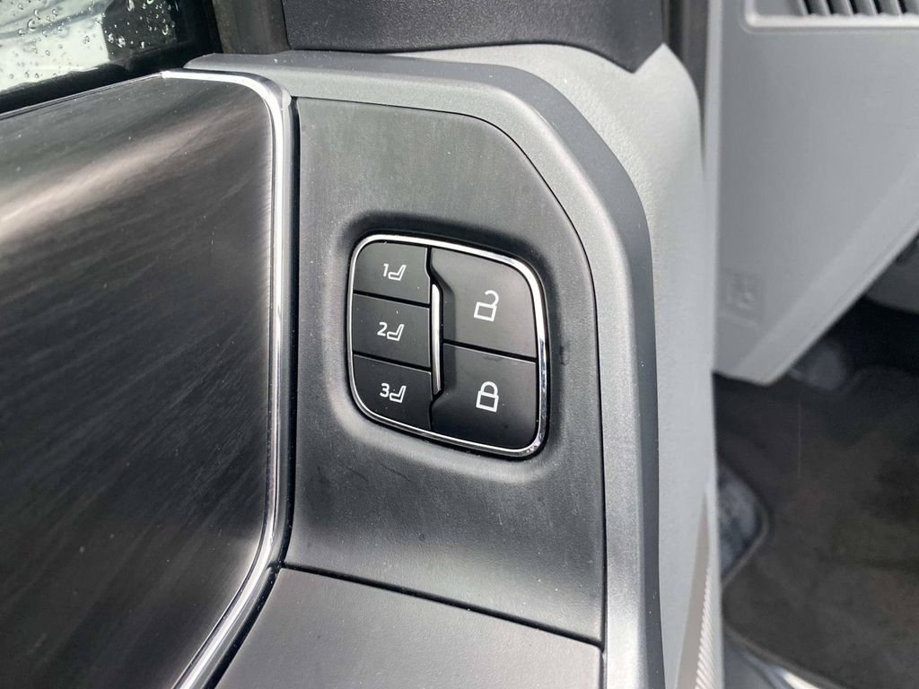 Certified Used 2024 Oxford White Ford Lariat image 18