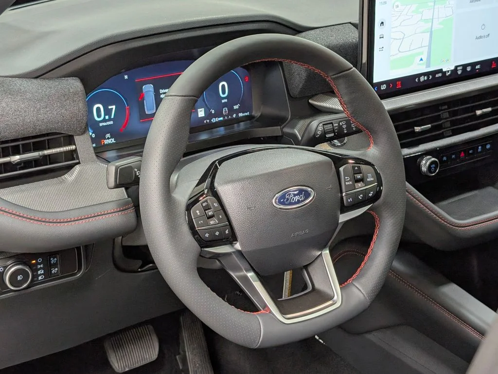 New 2026 Carbonized Gray Metallic Ford ST-Line image 9