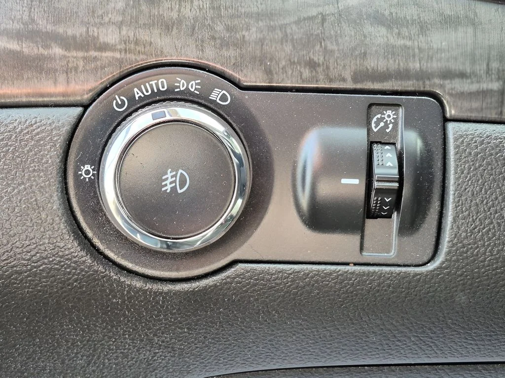 Used 2016 Quicksilver Metallic Buick Premium image 9