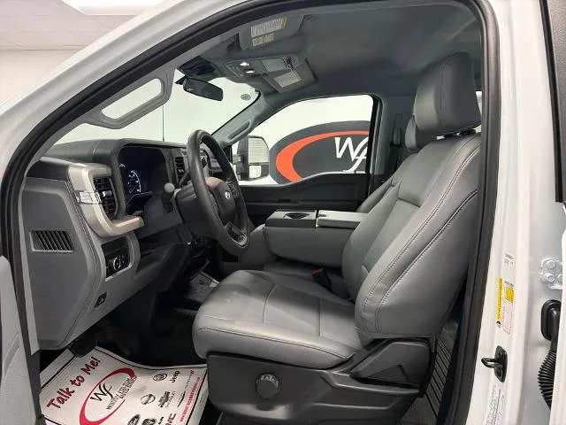New 2026 Oxford White Ford F-250® XL image 23