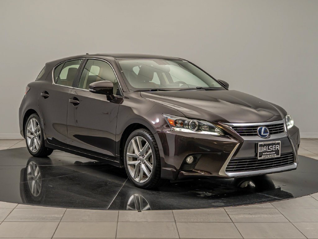 Used 2014 Pearl Lexus 200h image 12