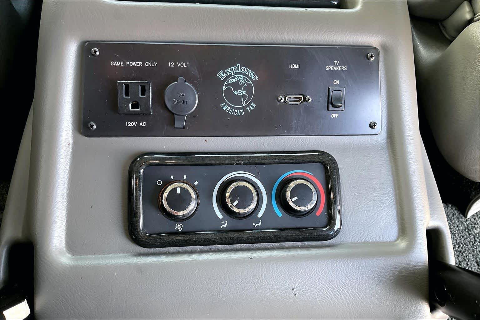 Used 2017 Cyber Gray Metallic Chevrolet  image 27