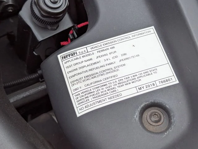 Used 2018  Ferrari Base image 48