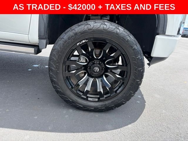 Used 2021 White GMC Denali image 8