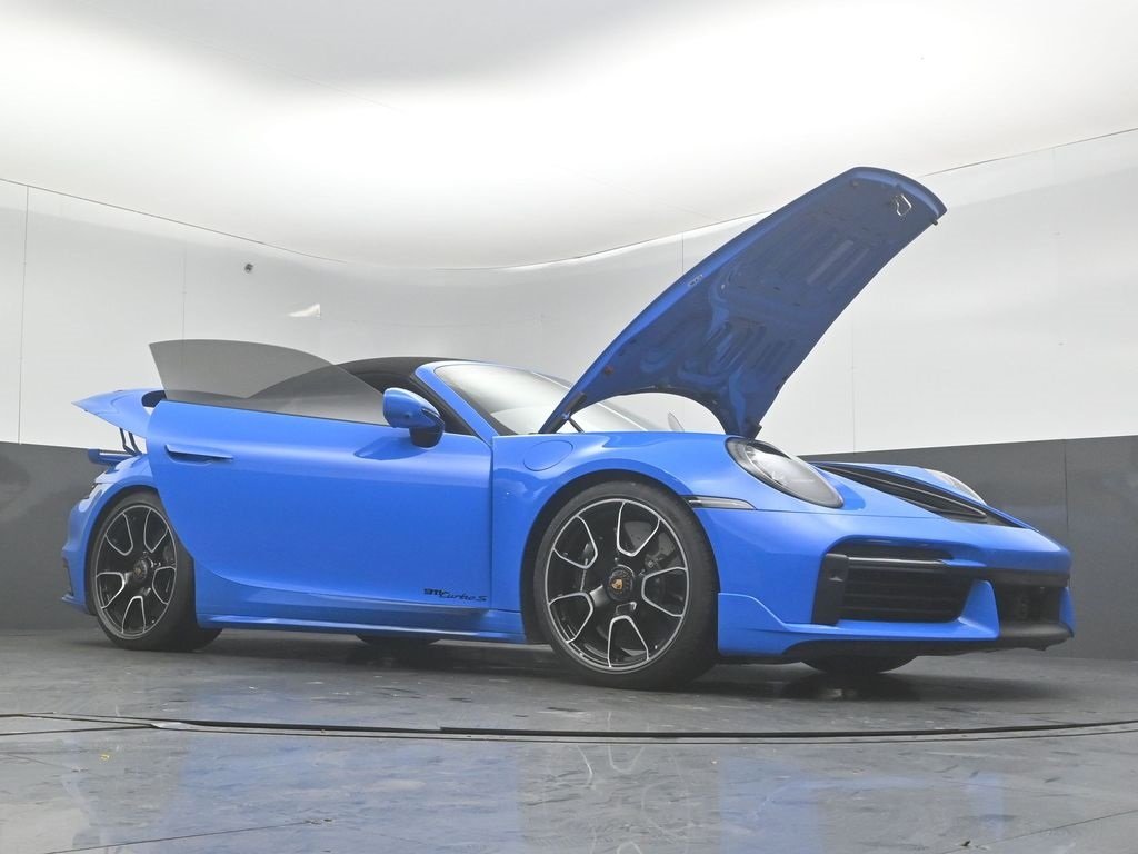 2022 PORSCHE 911 - Image 48